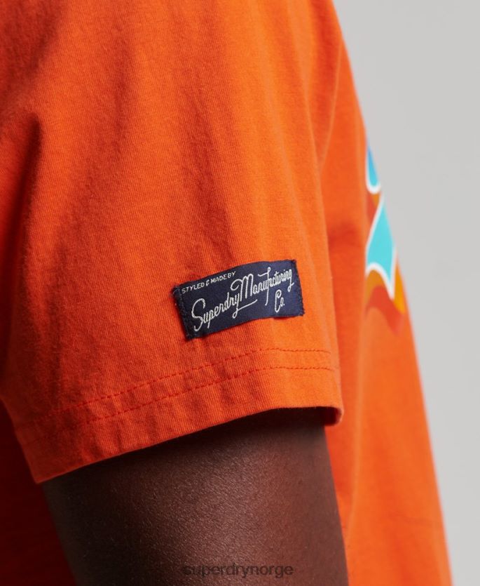Superdry oransje klær 86P46D4935 vintage logo sesongbasert t-skjorte menn