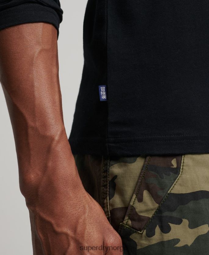 Superdry svart klær 86P46D1528 vintage brodert topp i økologisk bomull menn