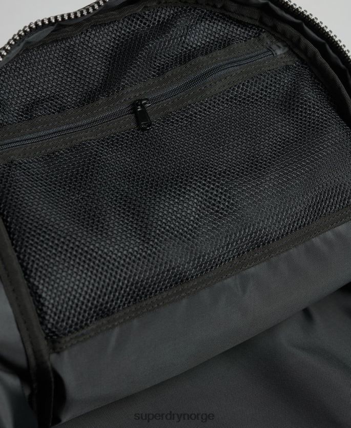 Superdry svart tilbehør 86P46D1633 fjelltarp grafisk ryggsekk menn