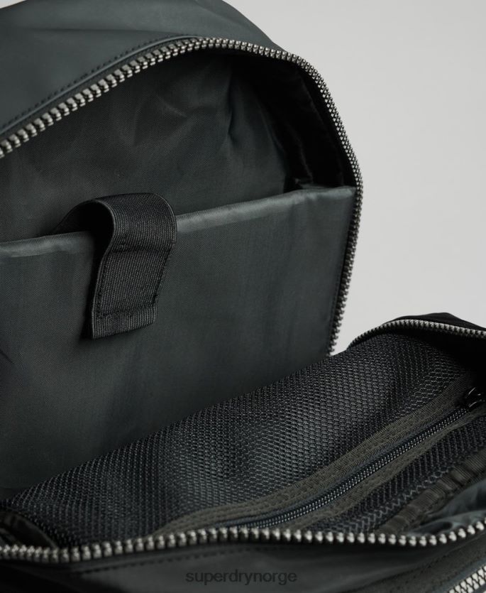 Superdry svart tilbehør 86P46D1639 fjelltarp grafisk ryggsekk menn